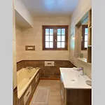 Vaste T4 115m2. Balcon. Vue. Suite. Jardin Et Jeux * Котре