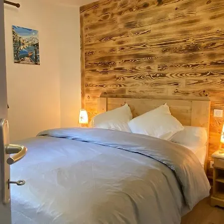 Vaste T4 115m2. Balcon. Vue. Suite. Jardin Et Jeux 코트레